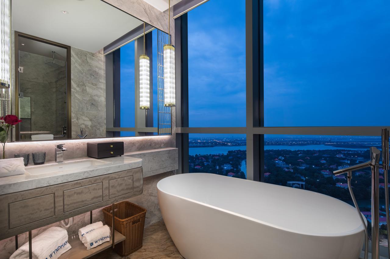 Wyndham Grand Suzhou Fenhu Hotel Xinta Eksteriør billede